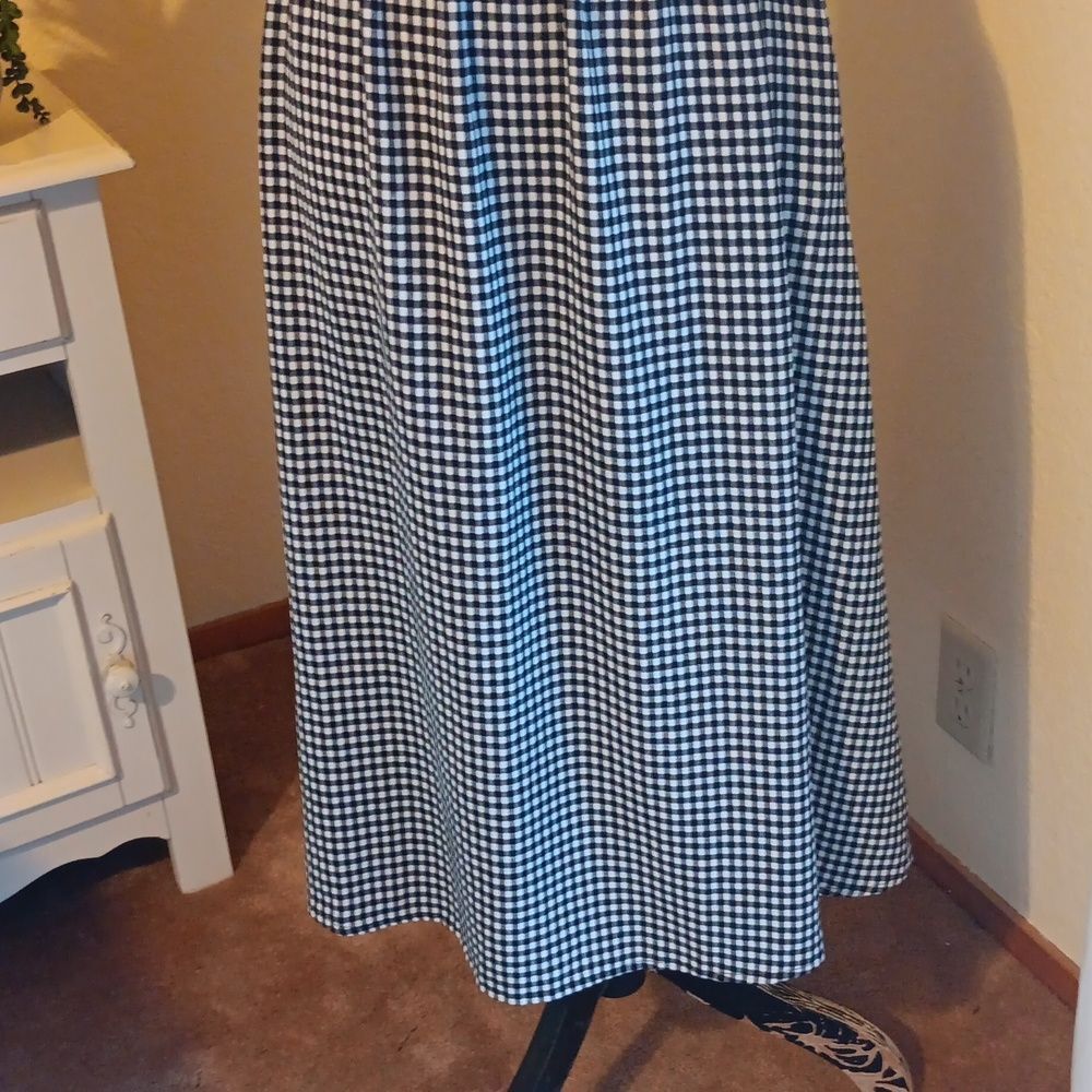 Monteau Los Angeles Checked Dress. Cottagecore. Peasant. Gingham - Picture 4 of 12
